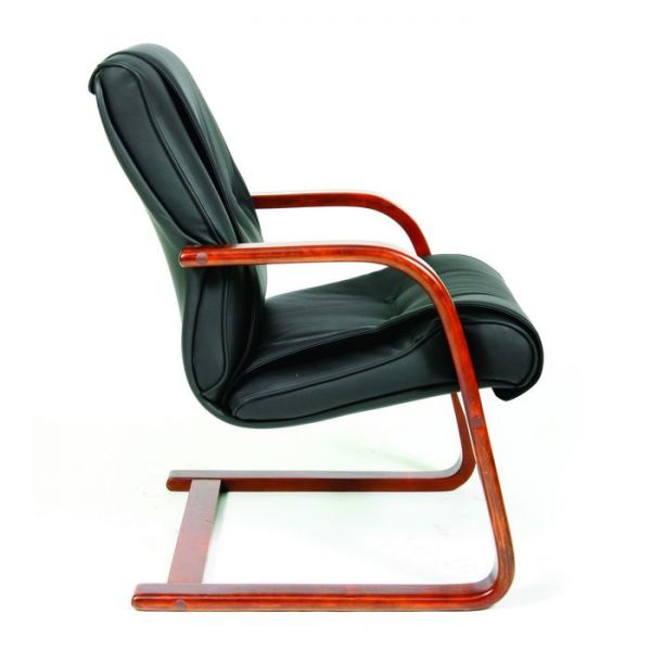 Кресло офисное Chairman 653V черная кожа